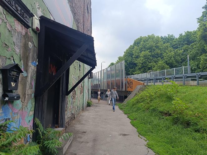 Estakada na Rynkiem w Chorzowie wyłączona z ruchu. Miasto czeka drogowy paraliż