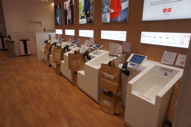 Sklep UNIQLO przy Marszałkowskiej w Warszawie po remoncie 10.2025