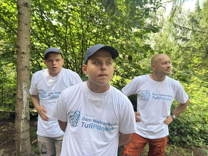 Tata wędruje po górach z synami w spektrum autyzmu. "Prawdziwe szczyty i to te najtrudniejsze, zdobywamy każdego dnia"