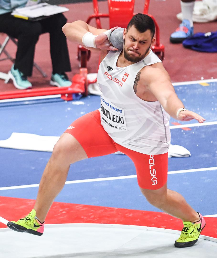 Konrad Bukowiecki Super Express