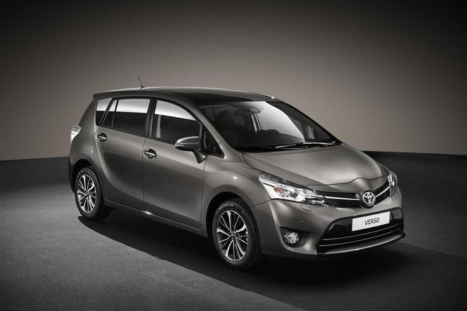 Toyota Verso lifting 2016