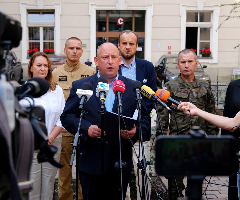 Intensywne burze przeszły przez Kraków i Małopolskę. Wojewoda zwołał sztab kryzysowy [GALERIA]