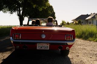 Po prostu Damian zadebiutował na rynku muzyki pop. Jego numer ma szansę zostać hitem lata!