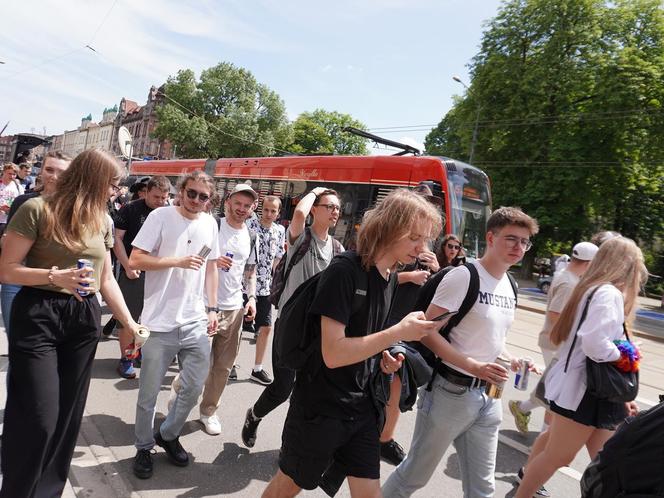 Juwenalia Śląskie 2024. Korowód przeszedł ulicami Katowic. Studenci mają klucze do miasta