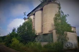 Opuszczona fabryka w środku lasu. Silikaty” przyciągają fanów urbexu z całej Polski