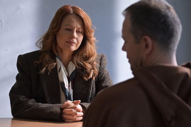 Pierwsza miłość, odcinek 4006. psychol Mateusz (Lesław Żurek), Teresa (Ewa Skibińska)