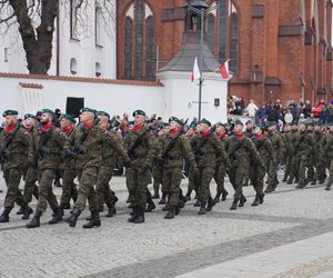 Tak białostoczanie uczcili Narodowe Święto Niepodległości 2024 w Białymstoku [ZDJĘCIA]