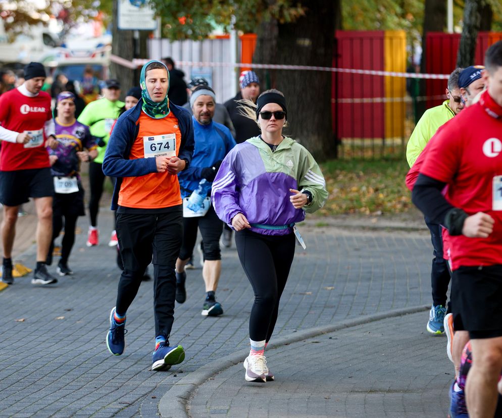 Perła Paprocan: Biegacze zmierzyli się z dystansami od 7 km do maratonu