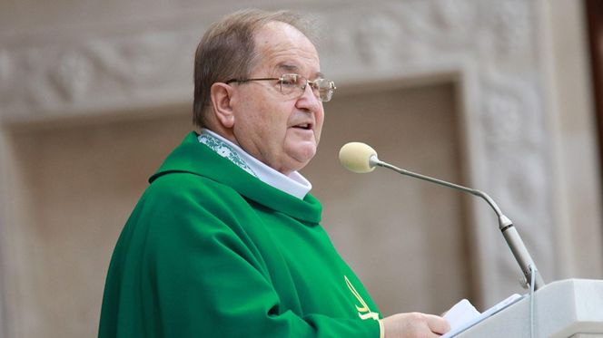 Imperium ojca Rydzyka. Seniorka z Wrocławia przekazała Rydzykowi prawie 100-metrowe mieszkanie