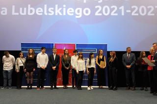 Uroczyste wręczenie stypendiów Marszałka Województwa Lubelskiego w CKF Stylowy w Zamościu