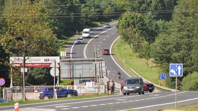 Trasa S74 w Miedzianej Górze i Kostomłotach koło Kielc