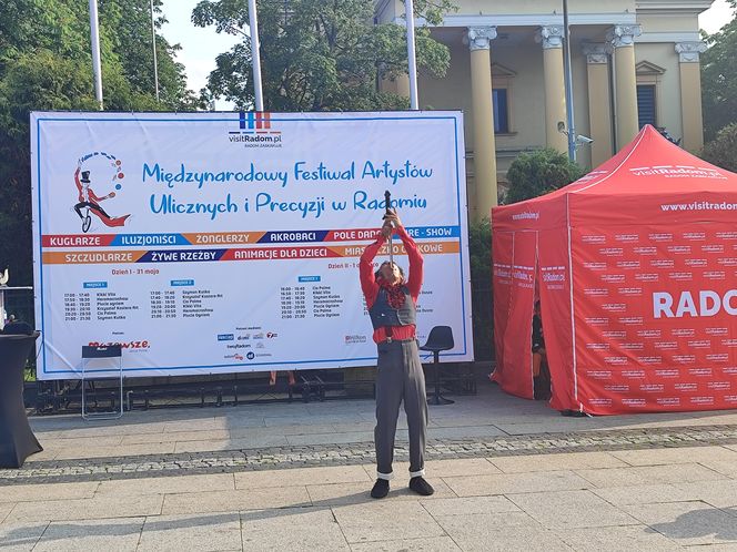 XIV Międzynarodowy Festiwal Artystów Ulicznych i Precyzji