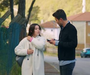 Pocałunek Zeynep i Ege. Wszystko się ułoży