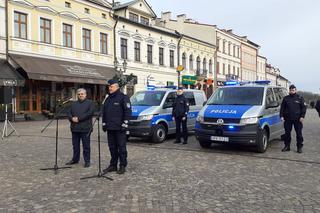 Rzeszowscy mundurowi mają dwa nowe radiowozy!