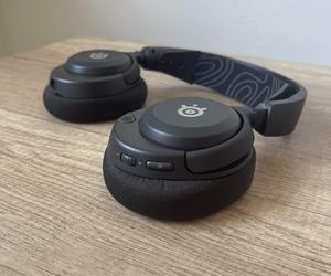 SteelSeries Arctis Nova 5