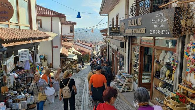 City break w Ankarze. Zabytkowe meczety, wielki grobowiec i starożytne ruiny