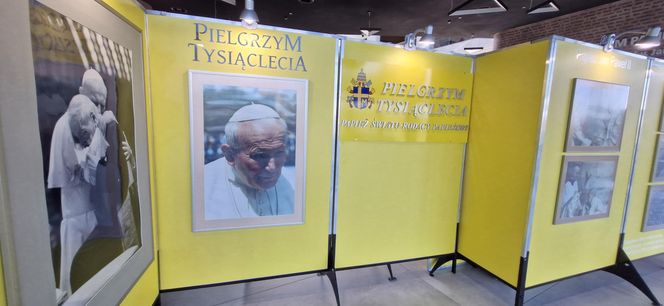 Ojciec Rydzyk zaprasza do Muzeum "Pamięć i Tożsamość" w Toruniu. Byliśmy w środku