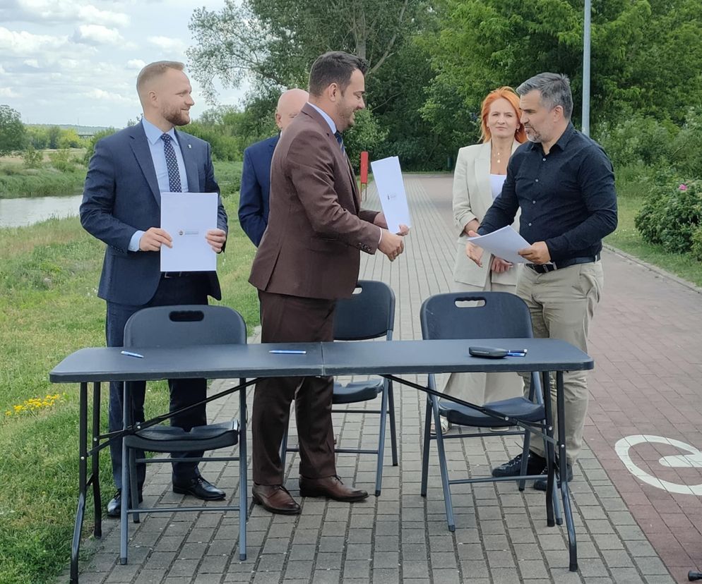 Umowa podpisana. Niebawem ruszy rozbudowa łomżyńskich bulwarów! 