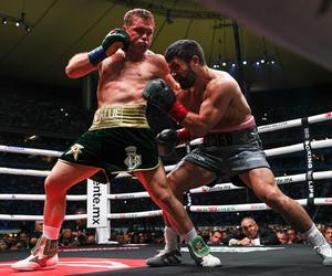 55 tysięcy kibiców na trybunach! Wielka chwila dla Canelo, czekał na to 11 lat