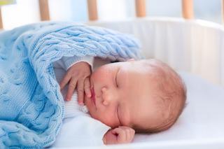 Przeziębione dziecko - jak postępować z chorym niemowlakiem?