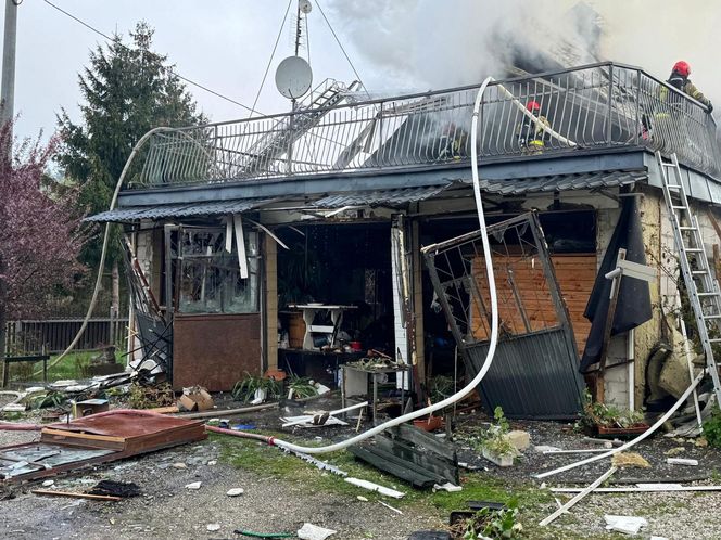 Alarm w Jagodniku. Najpierw wybuch, potem ogień! Są poszkodowani