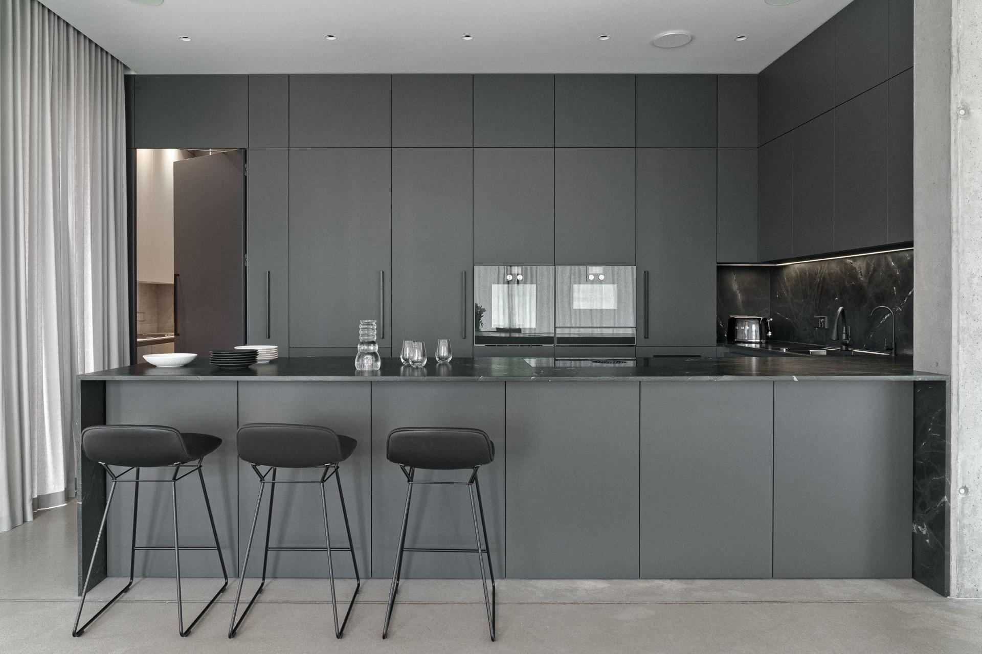 Dom Oparty o Skarpę 