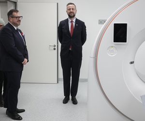 Nowoczesny tomograf w krakowskim szpitalu wojskowym. Sprzęt z funduszy KPO zaprezentował szef MON