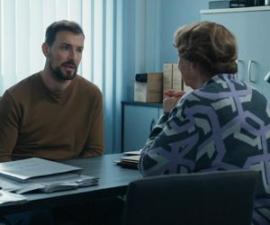 Barwy szczęścia odc. 3245. Marcin Kodur (Oskar Stoczyński), Józefina Rawiczowa (Elżbieta Jarosik)