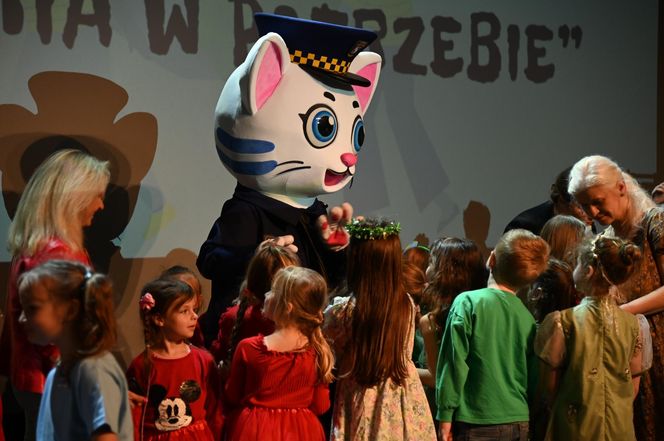 Strażnicy miejscy ze Świdnika mają nową koleżankę. Zaprojektowała ją 7-letnia Ola