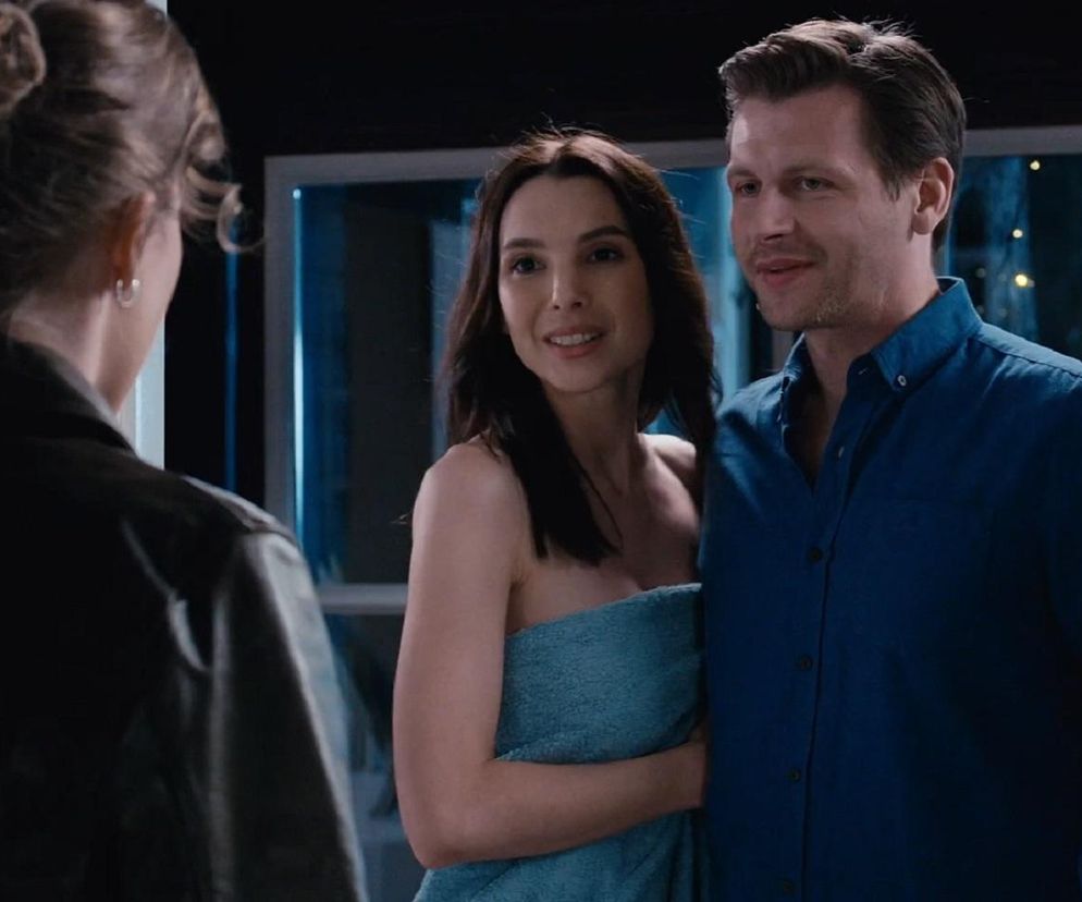 M jak miłość, odcinek 1873: Oto nowa rywalka Natalki. Piękna brunetka odbierze jej Adama Karskiego. Znów zostanie sama  - ZDJĘCIA, ZWIASTUN