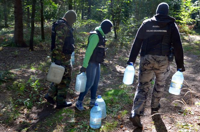 Kolejna leśna bimbrownia na Podlasiu zlikwidowana