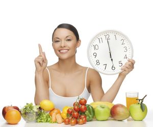 Dieta 8 godzin: na czym polega dieta 8-godzinna? Czy jest skuteczna?