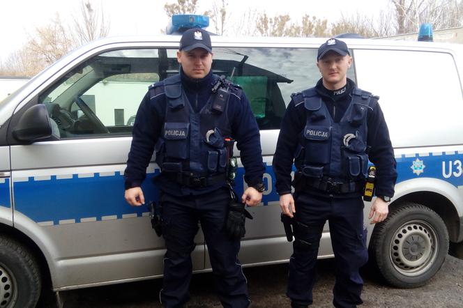 Policjanci Czarnków