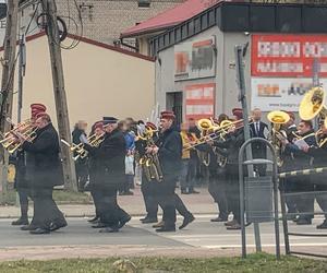 Pogrzeb diakona z Sosnowca. Ostatnie pożegnanie Mateusza w Wolbromiu