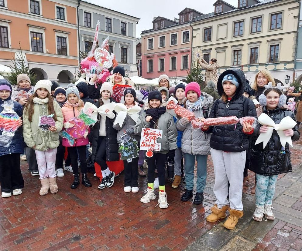  Zamojskie przedszkola i szkoły dekorowały choinki