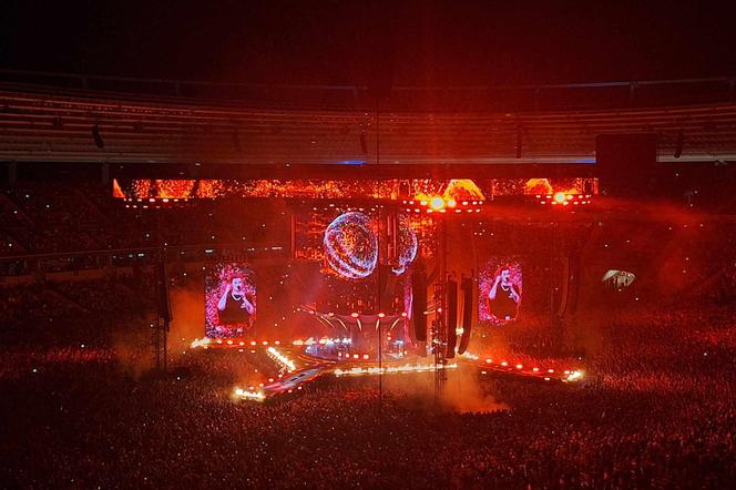 Dawid Podsiadło po raz kolejny wypełnił Stadion Śląski po brzegi. Morskie ssaki zrobiły furorę