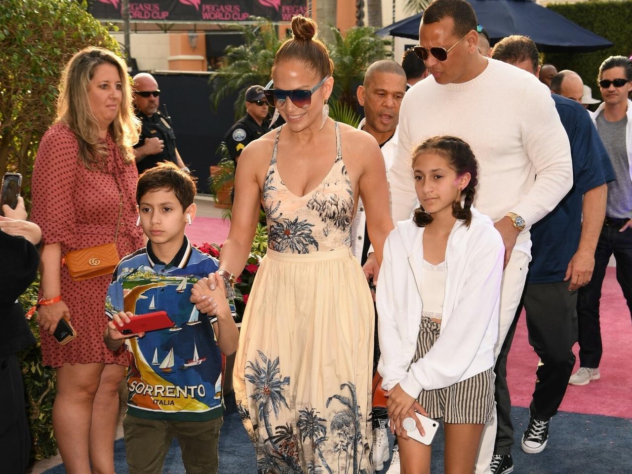 Jennifer Lopez i Alex Rodriguez ratują swój związek dla dzieci? „Uroniły sporo łez