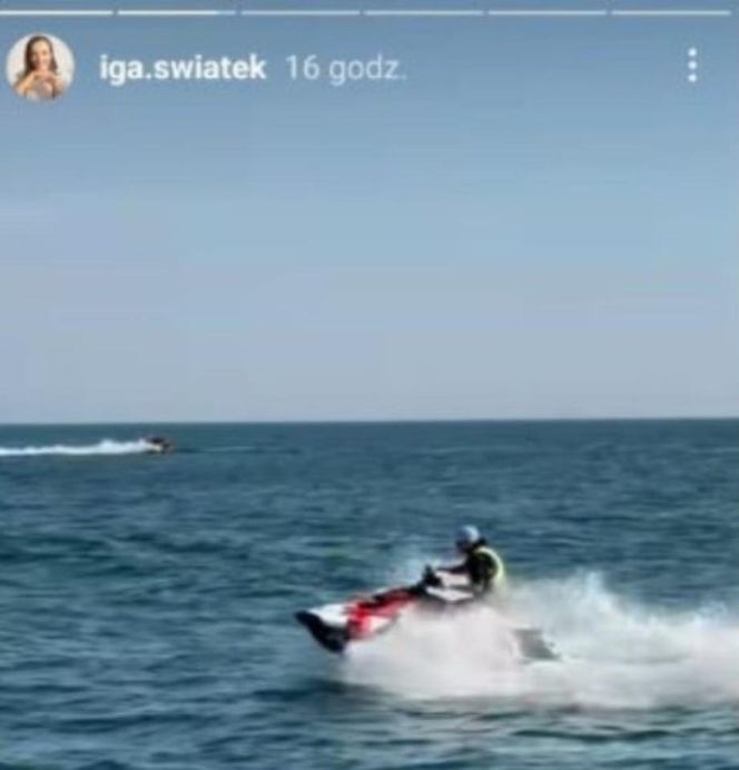Iga Świątek spędza wakacje nad morzem 