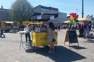 Tłumy na V Festiwalu Smaków Food Tracków w Lesznie