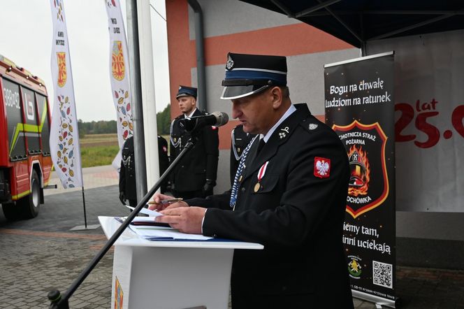 Powiat Siedlecki: nowy średni wóz ratowniczo-gaśniczy trafił do strażaków ochotników z OSP Grochówka w gminie Zbuczyn