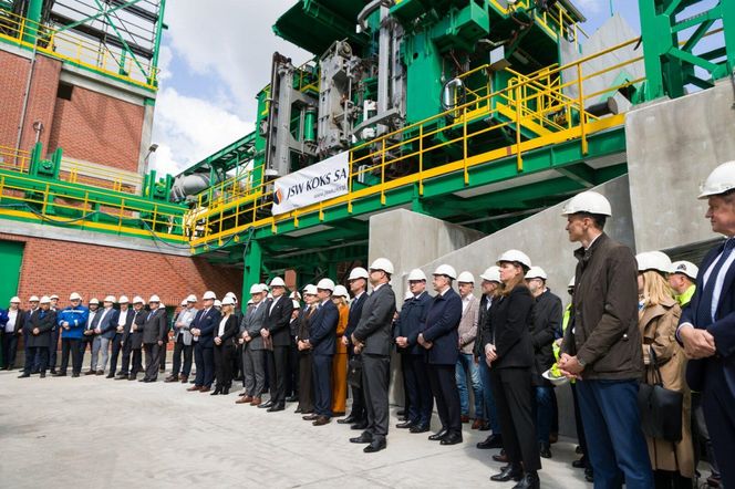 Koksownia Przyjaźń w Dąbrowie Górniczej uruchamia najnowocześniejszą baterię koksowniczą