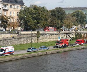 Policyjna akcja na Moście Piłsudskiego w Krakowie