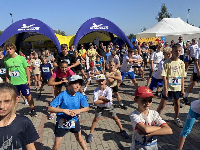 Kilometry Pomocy Michelin 2024. Sportowe emocje na plaży miejskiej w Olsztynie. Zobacz zdjęcia!