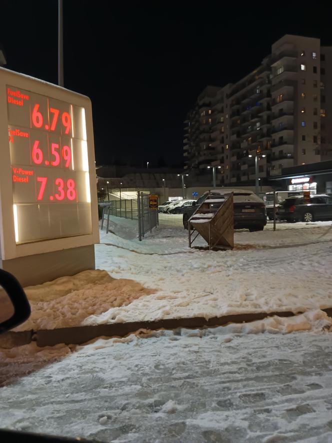 To paliwo niedługo zniknie ze stacji w Trójmieście. Aktualne ceny benzyny