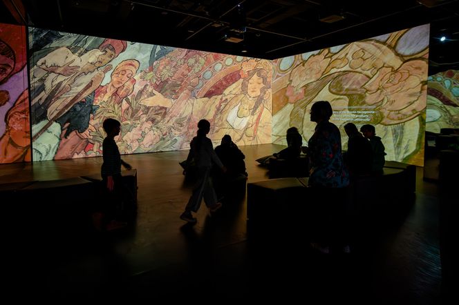 Alfons Mucha w Art Box Experience