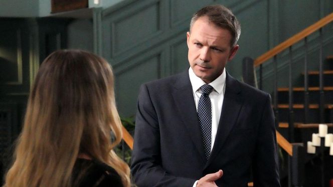 Barwy szczęścia odc. 3132. Bruno Stański (Lesław Żurek), Oliwka (Wiktoria Gąsiewska)