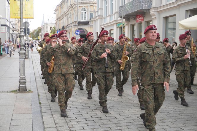 MSPO 2025. Parada Orkiestry Wojskowej w Kielcach
