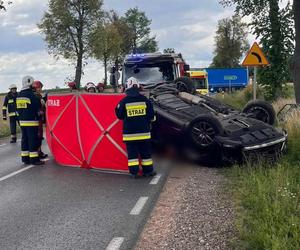 Adam zginął w wypadku, gdy wracali z wakacji! Jego żonę i dzieci uratował cud