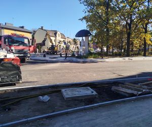 Na ul. Floriańskiej w Siedlcach powstaje nowe rondo ósemkowe i nowa nawierzchnia