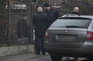 Co Jarosław Kaczyński nosi w teczce?